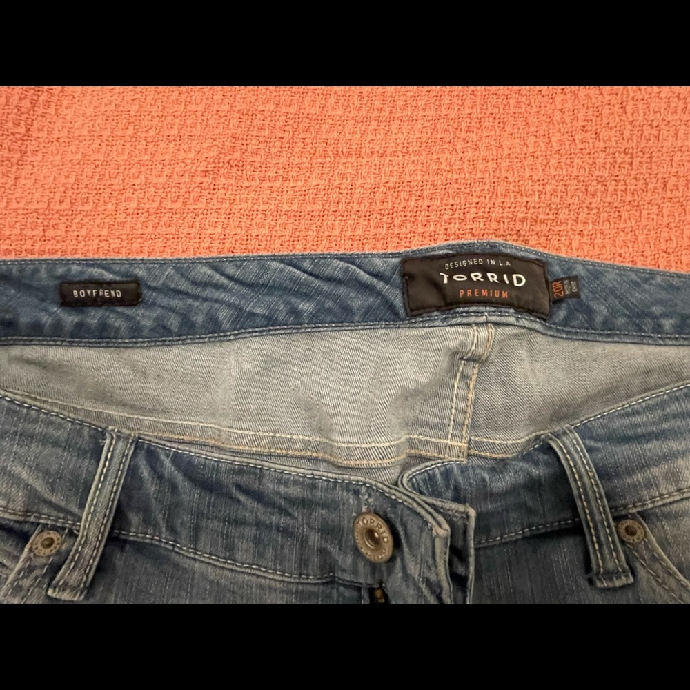 Torrid 20 Boyfriend Jeans with holes